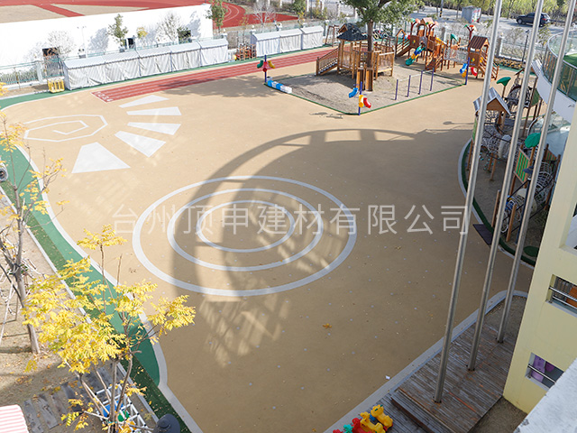学校跑道球场34